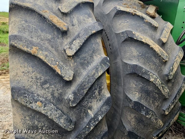 image for item DP0995 2009 John Deere 9230 4WD tractor