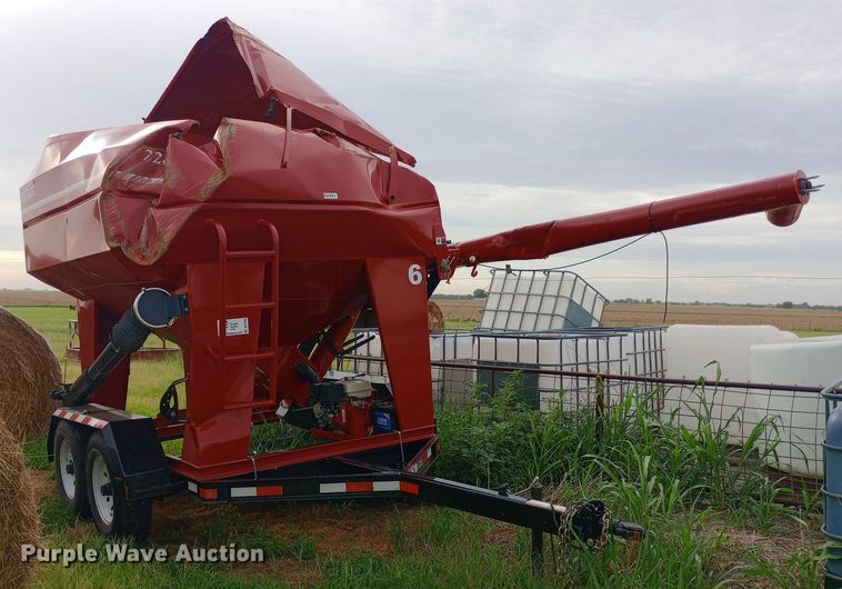 image for item DP1198 2022 Patriot 220 seed tender