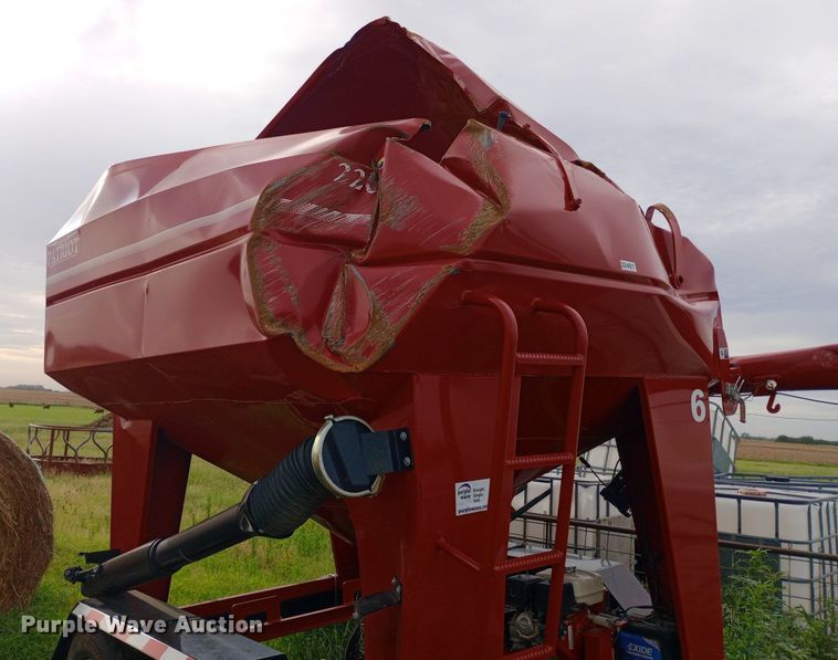 image for item DP1198 2022 Patriot 220 seed tender