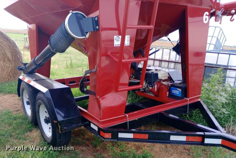 image for item DP1198 2022 Patriot 220 seed tender
