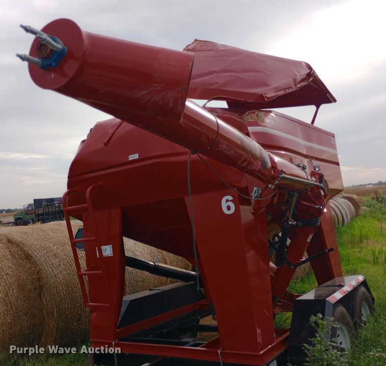 image for item DP1198 2022 Patriot 220 seed tender