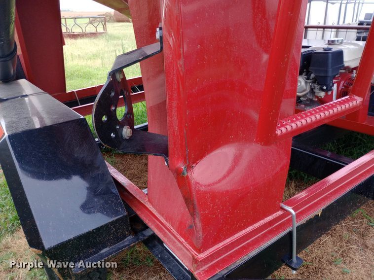 image for item DP1198 2022 Patriot 220 seed tender