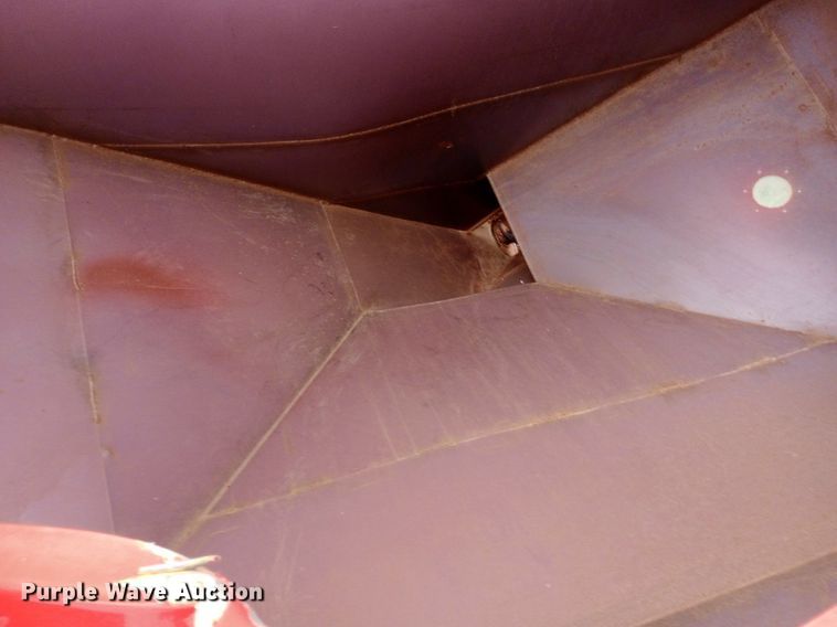 image for item DP1198 2022 Patriot 220 seed tender