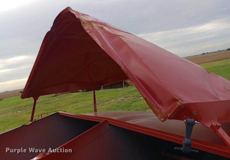 image for item DP1198 2022 Patriot 220 seed tender