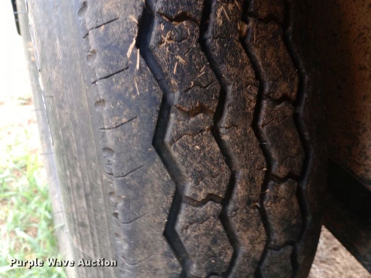 image for item DP1198 2022 Patriot 220 seed tender