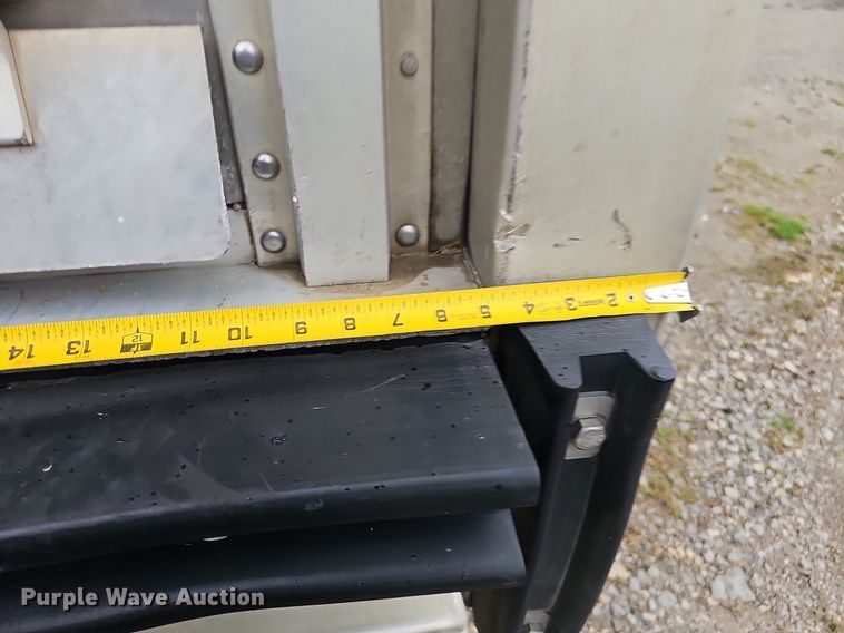 image for item DP6440 2008 Eby livestock trailer