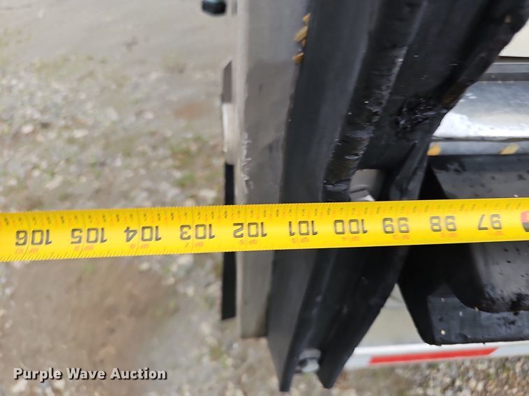 image for item DP6440 2008 Eby livestock trailer