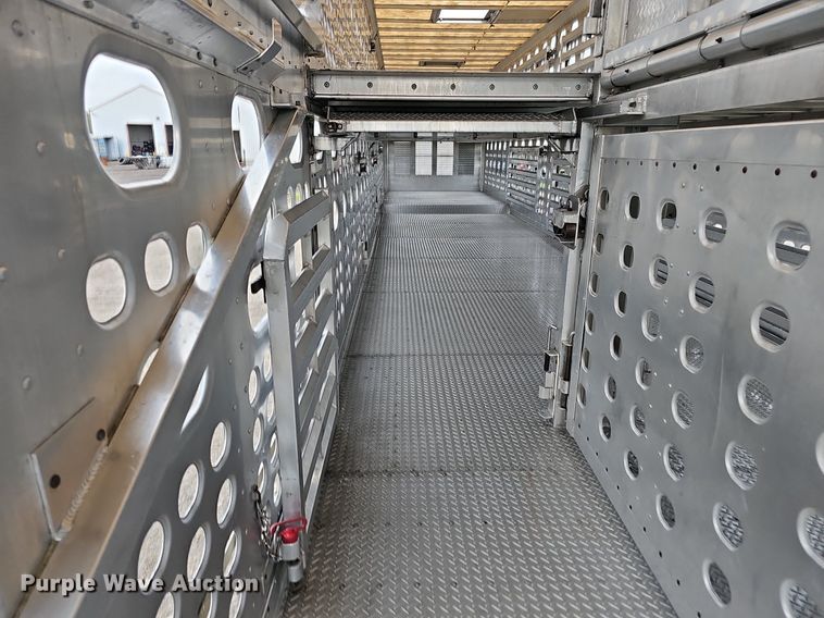 image for item DP6440 2008 Eby livestock trailer