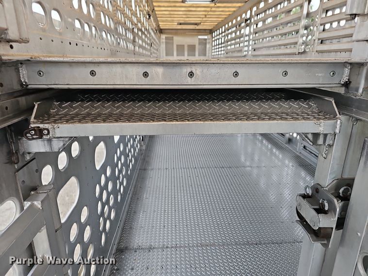 image for item DP6440 2008 Eby livestock trailer