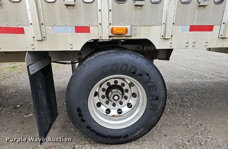 image for item DP6440 2008 Eby livestock trailer