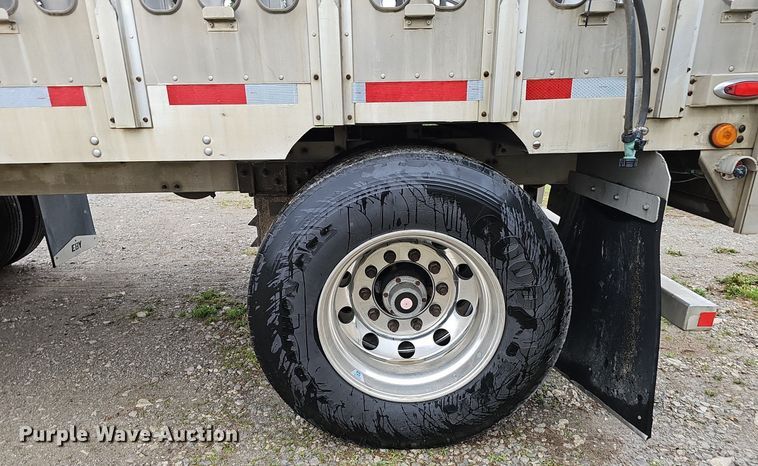 image for item DP6440 2008 Eby livestock trailer