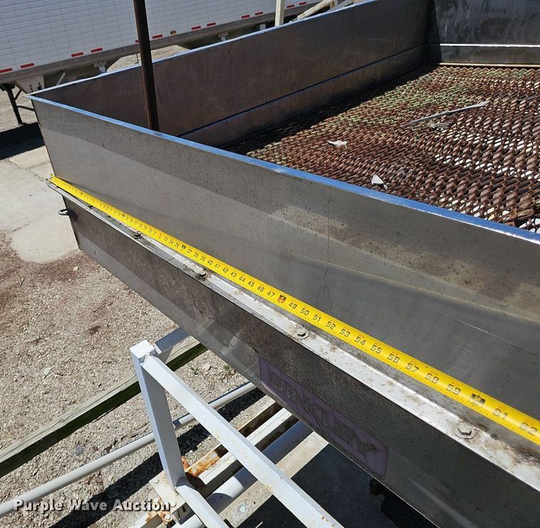 image for item DP6459 Binkley fertilizer mixer