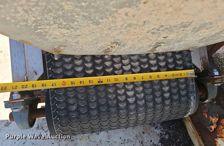 image for item DP6459 Binkley fertilizer mixer