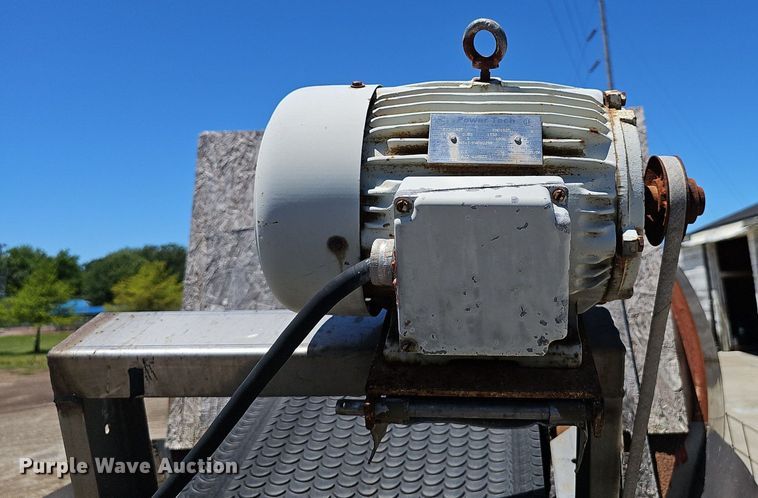 image for item DP6459 Binkley fertilizer mixer