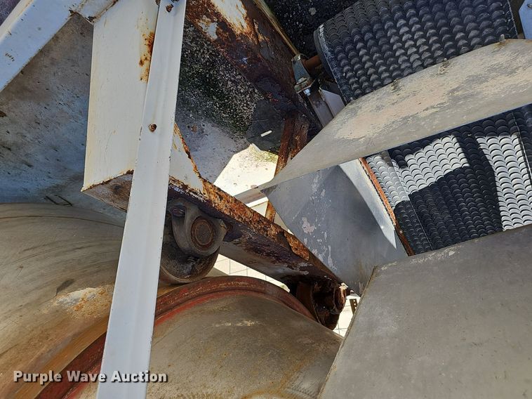 image for item DP6459 Binkley fertilizer mixer