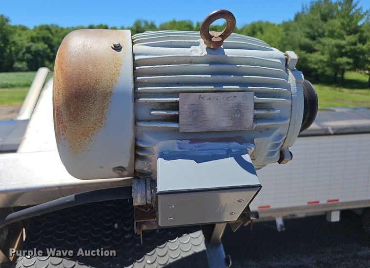 image for item DP6459 Binkley fertilizer mixer