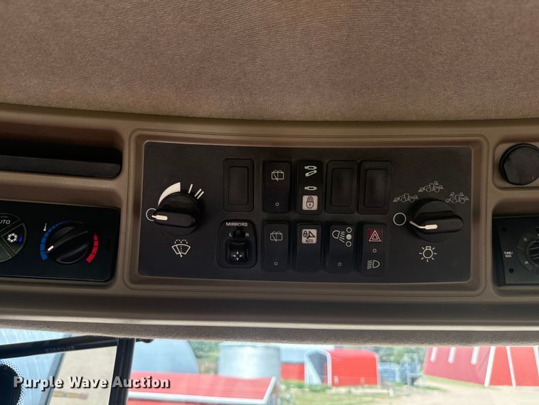 image for item DQ6815 2012 Case IH Steiger 350 4WD tractor