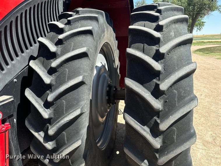 image for item DQ6815 2012 Case IH Steiger 350 4WD tractor