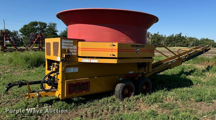 image for item DQ6841 HayBuster H1100 bale processor