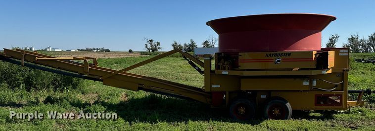 image for item DQ6841 HayBuster H1100 bale processor