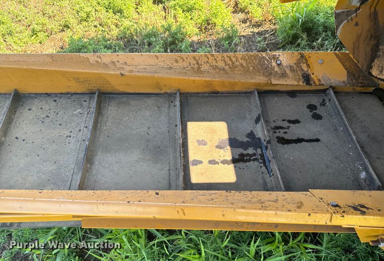 image for item DQ6841 HayBuster H1100 bale processor