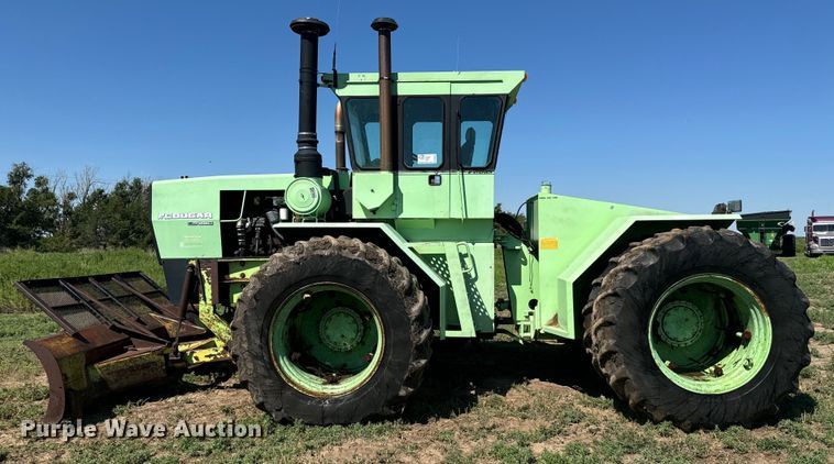 image for item DQ6844 1983 Steiger Cougar CM-280 4WD tractor
