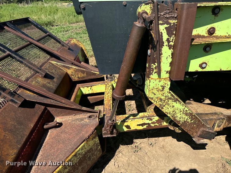 image for item DQ6844 1983 Steiger Cougar CM-280 4WD tractor