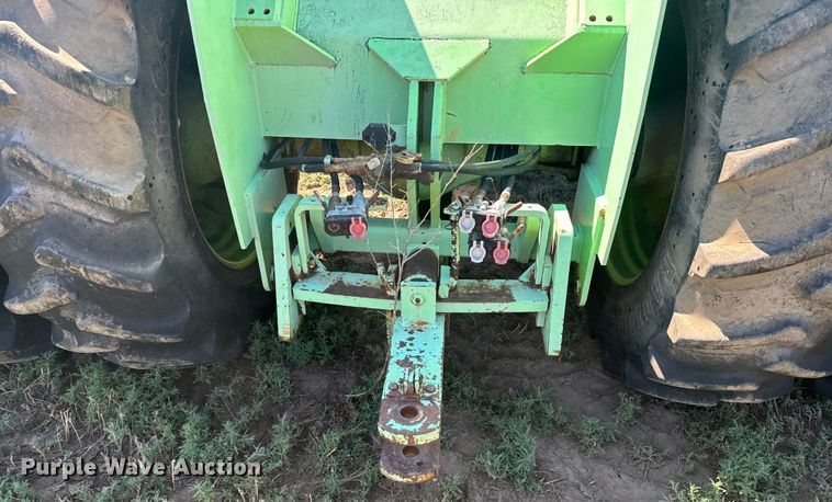 image for item DQ6844 1983 Steiger Cougar CM-280 4WD tractor