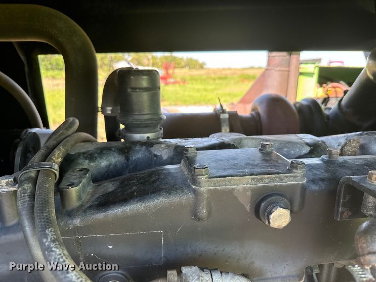 image for item DQ6844 1983 Steiger Cougar CM-280 4WD tractor