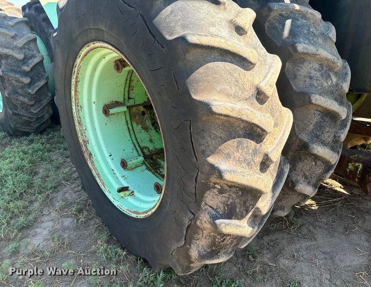 image for item DQ6844 1983 Steiger Cougar CM-280 4WD tractor