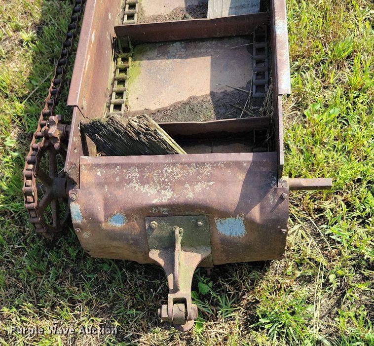 image for item DR4307 Stan-Hoist  grain elevator