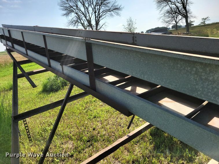 image for item DR4307 Stan-Hoist  grain elevator