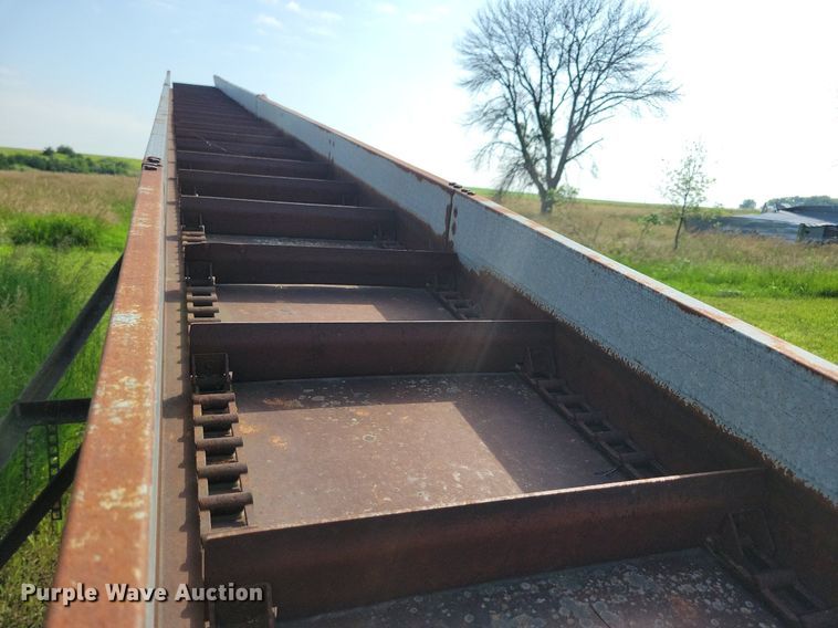 image for item DR4307 Stan-Hoist  grain elevator