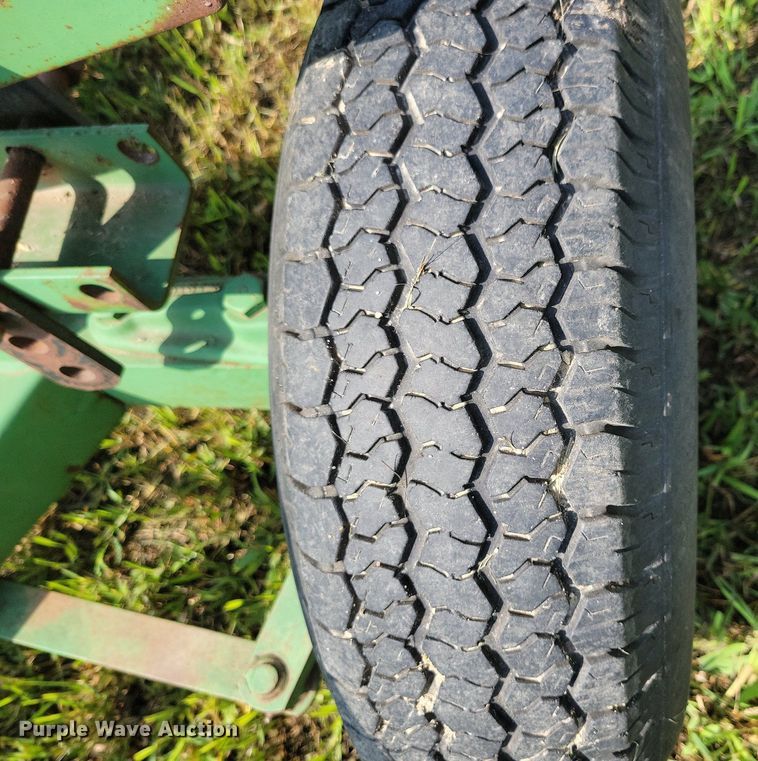 image for item DR4308 header trailer