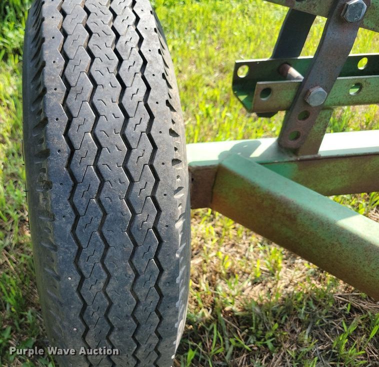 image for item DR4308 header trailer