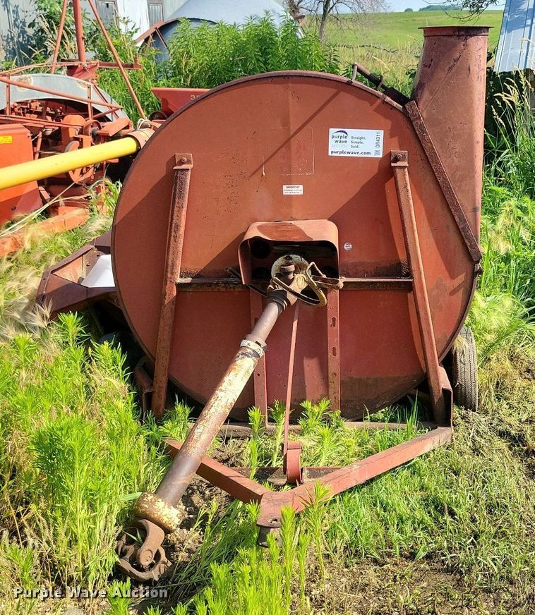 image for item DR4311 International Harvester 56 silage blower