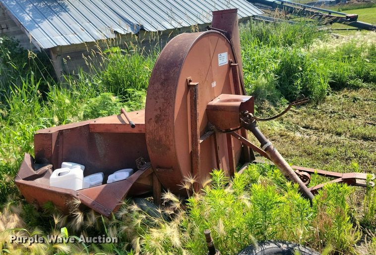 image for item DR4311 International Harvester 56 silage blower