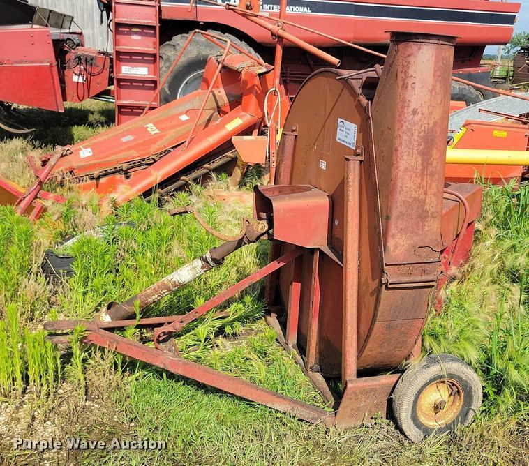 image for item DR4311 International Harvester 56 silage blower