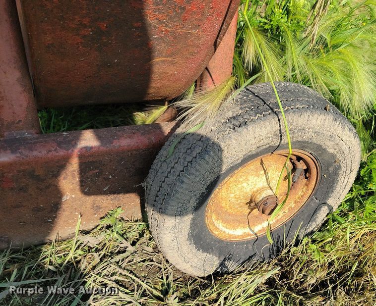 image for item DR4311 International Harvester 56 silage blower