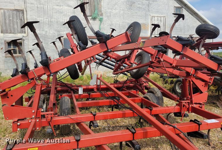 image for item DR4313 Case IH 4300 field cultivator