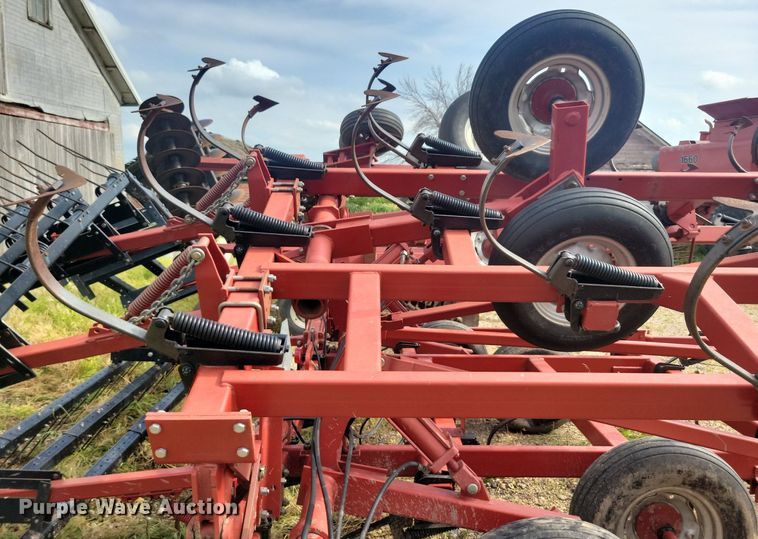 image for item DR4313 Case IH 4300 field cultivator