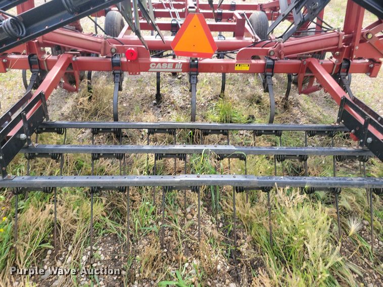 image for item DR4313 Case IH 4300 field cultivator