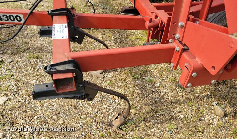image for item DR4313 Case IH 4300 field cultivator