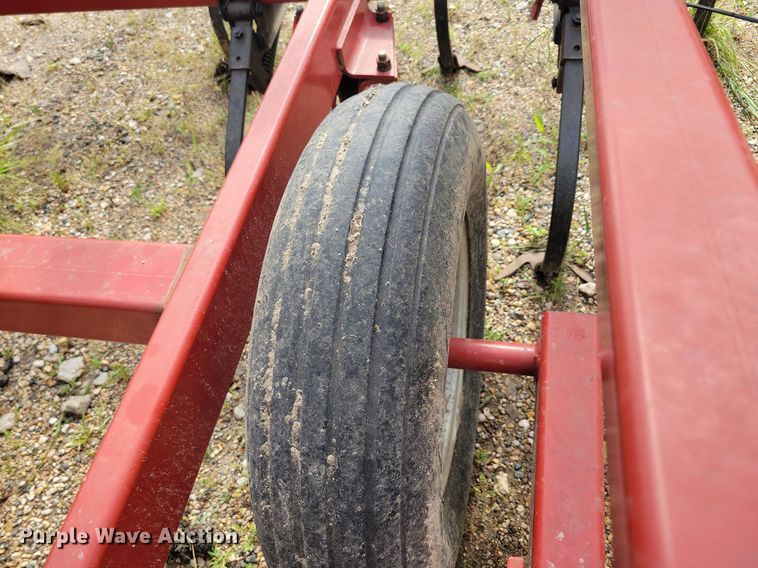 image for item DR4313 Case IH 4300 field cultivator