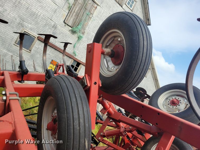 image for item DR4313 Case IH 4300 field cultivator