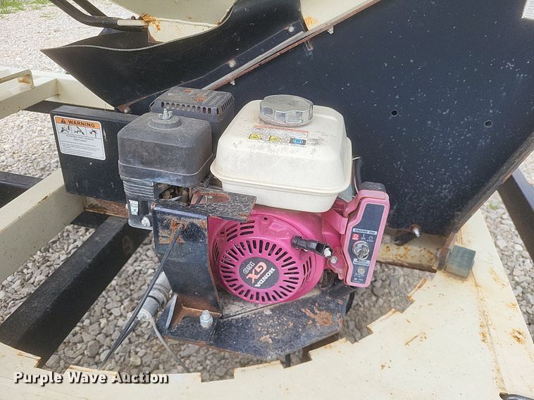 image for item DR4859 Friesen 240 seed tender