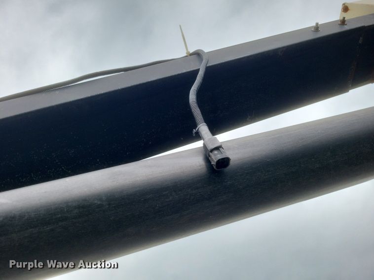 image for item DR4859 Friesen 240 seed tender