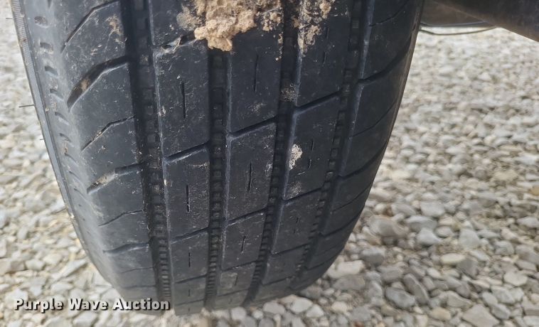 image for item DR4859 Friesen 240 seed tender