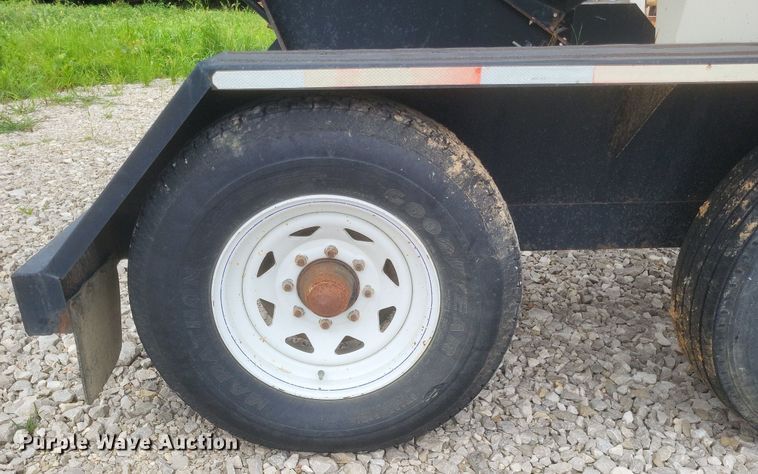 image for item DR4859 Friesen 240 seed tender