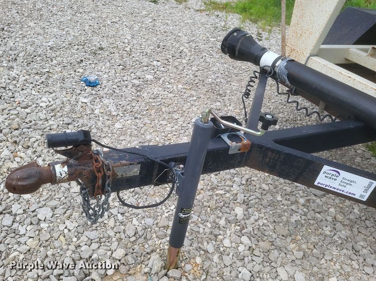 image for item DR4860 Friesen 240 seed tender